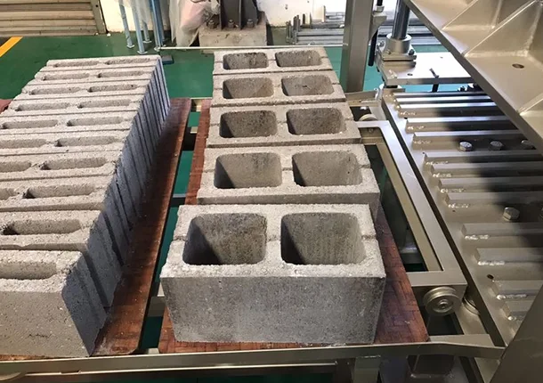 Meaisíní Déanamh Bríce ar Díol sa tSiombáib -ZCJK